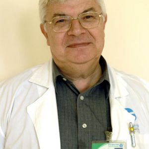 Доктор Александер Иосим